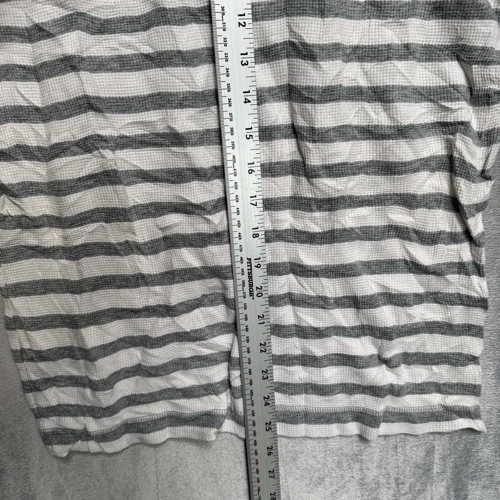 Banana Republic Shirt Mens Small Gray White Striped Thermal Long Sleeve Crewneck